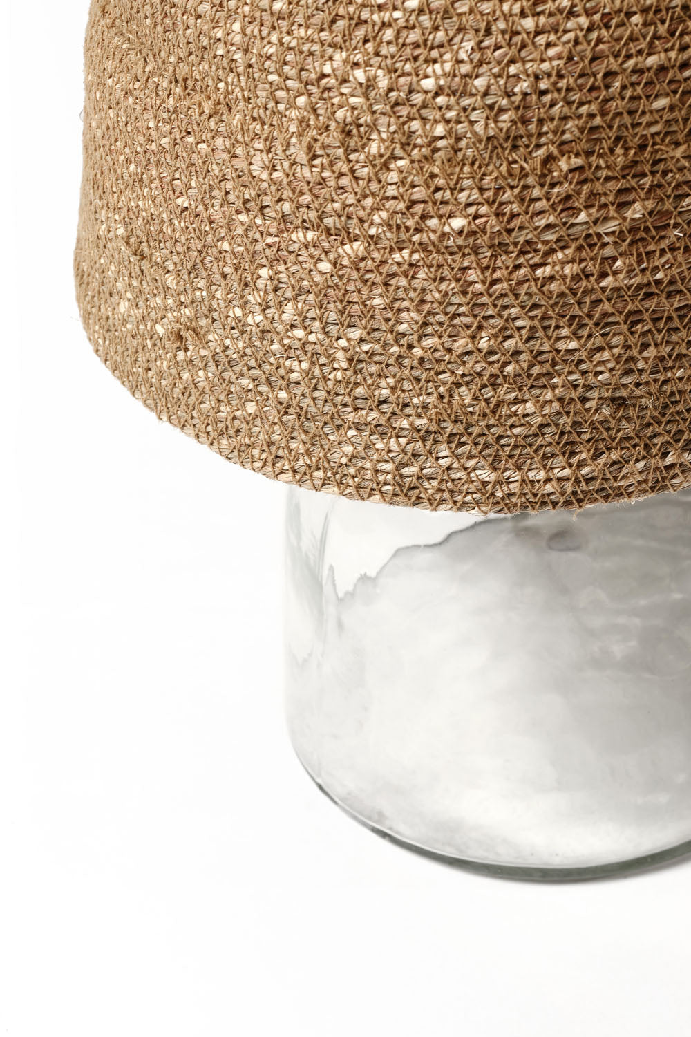 Lamp "Biblos" verre - Dimension : 35x27x34cm- Matter : Fibre et Verre- Finition : naturelle — The Hampton Home Shop